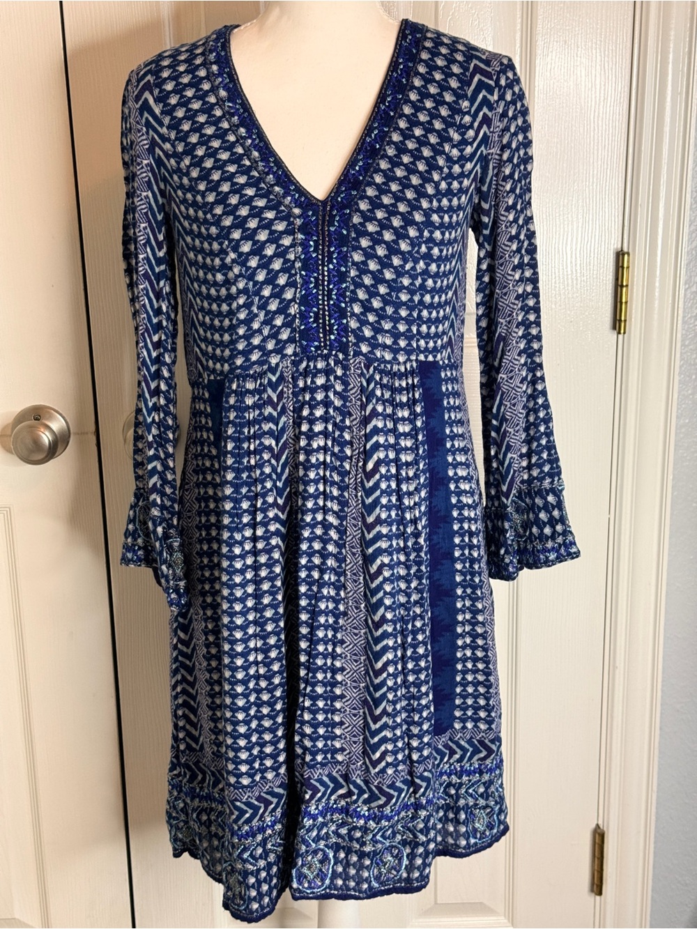 Anthropologie Akemi + Kin Rozalin Embroidered Tunic Dress Size XS